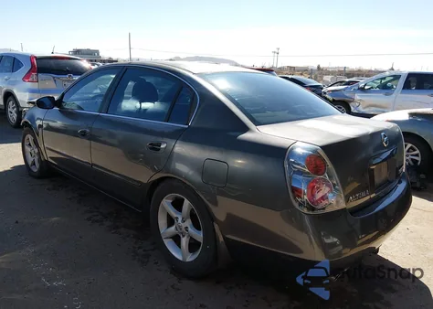 2005 Nissan Altima 3.5 Se z USA, uszkodzony, nr VIN 1N4BL11D15C212134